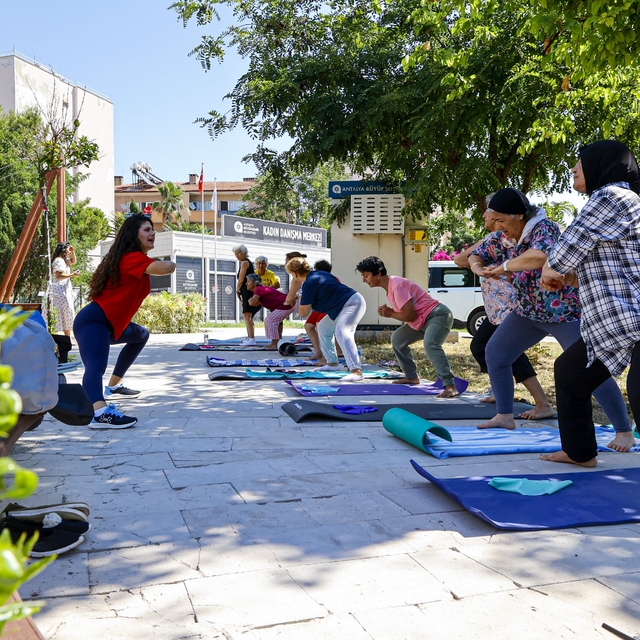 Kadın Danışma Merkezi'nde sabah sporu