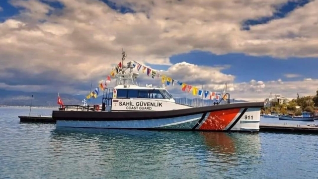 Sahil Güvenlik botları Denizcilik ve Kabotaj Bayramı'nda ziyarete açıldı