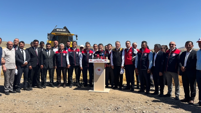 Bakan Yumaklı: Buğdayda yüzde 27, arpada yüzde 50 artış bekliyoruz