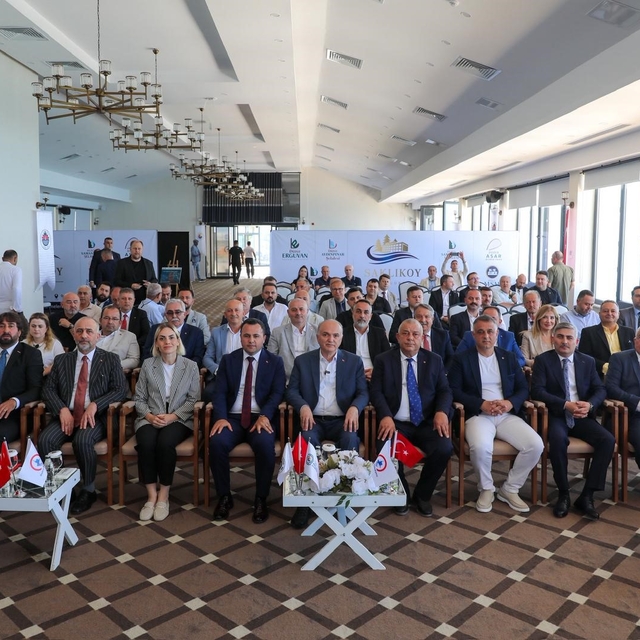 Düzce'de 7 ilin oda ve borsa başkanları ile turizm istişaresi
Bölgesel turi...