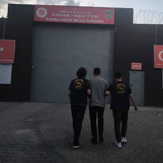 Şanlıurfa'da 11 arama kaydı bulunan firari hükümlü yakalandı