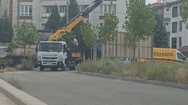 AK Parti Tepebaşı İlçe Başkanı Tunç: "Eskişehir'de belediyecilik anlayışı ciddi bir koordinasyon sorunuyla karşı karşıya"