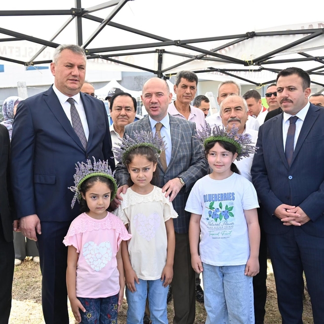 Lavanta hasadının bereketi Uygar'a umut olacak