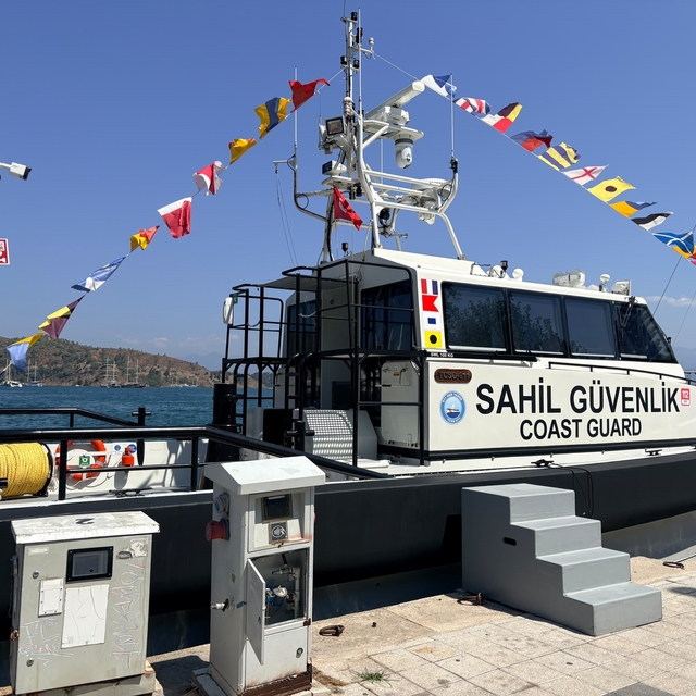 Sahil Güvenlik Botu Fethiye'de halkın ziyaretine açıldı