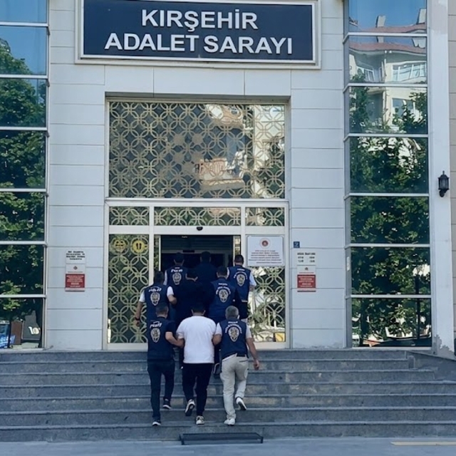 Kırşehir merkezli yasa dışı bahis operasyonunda 3 zanlı tutuklandı