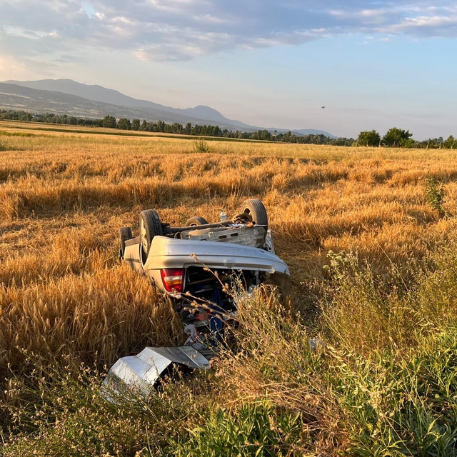 Bolu'da tarlaya uçan otomobil hurdaya döndü: Sürücü kayıplara karıştı