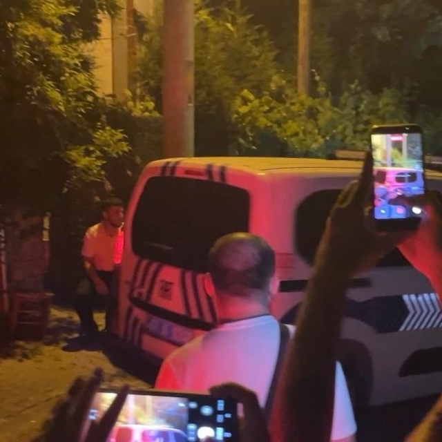Deniz Akkaya, ev sahibinden şikayetçi oldu (2)