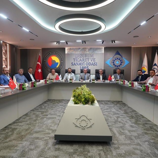 ETSO yönetimi yoğun gündemle toplandı