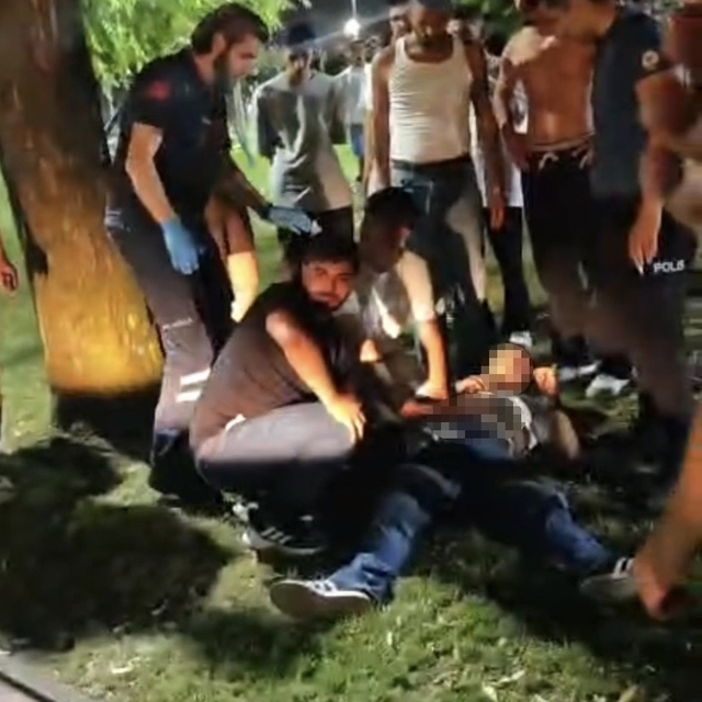 'Yan baktın' kavgası kanlı bitti: 1 yaralı