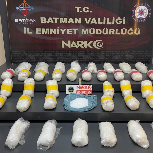 Batman'da uyuşturucu operasyonu: 19 kilo metamfetamin ele geçirildi