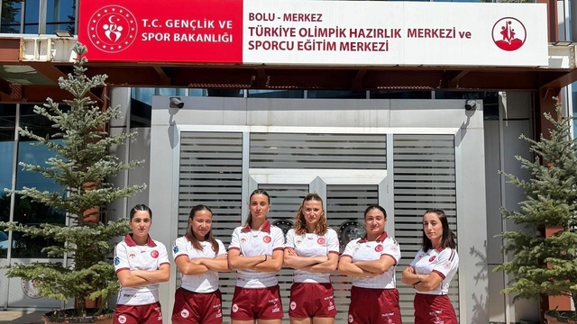 Körfez Gençlerbirliği'nin 6 kadın ragbicisi milli formayla Avrupa sahnesinde