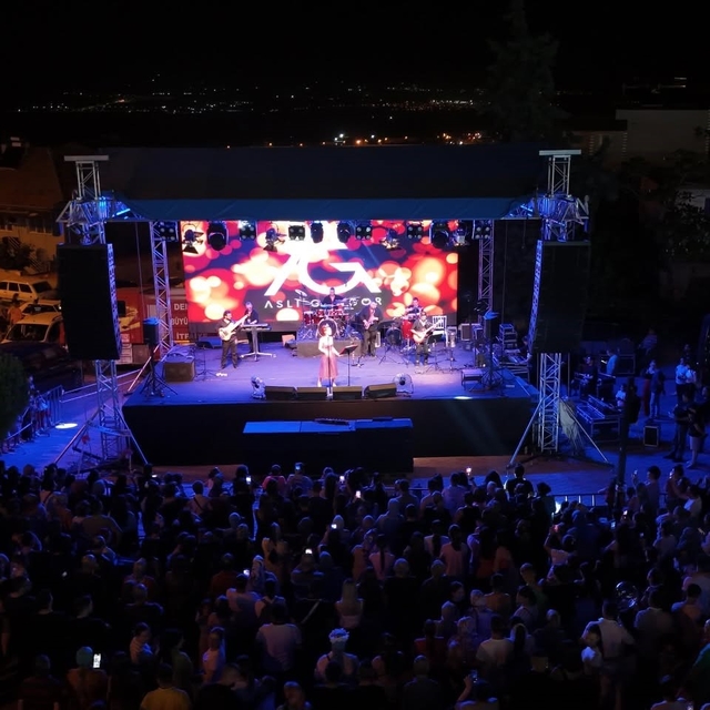 48. Honaz Kiraz Festivali muhteşem konserle final yaptı