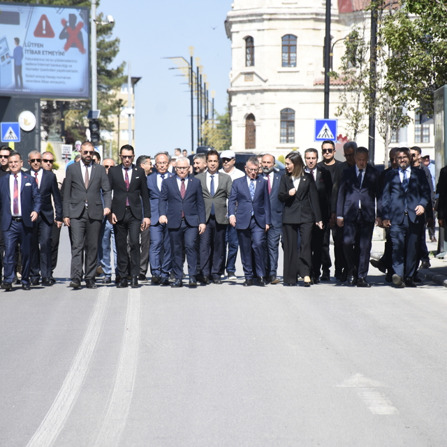 Sivas Olayları'nın yıl dönümünde hayatını kaybedenler anıldı