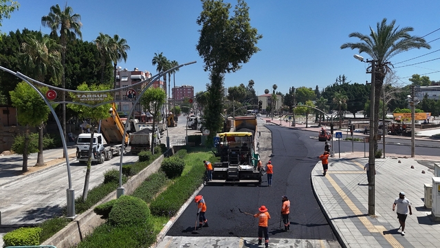 Tarsus'ta kavşak düzenleme çalışması tamamlandı