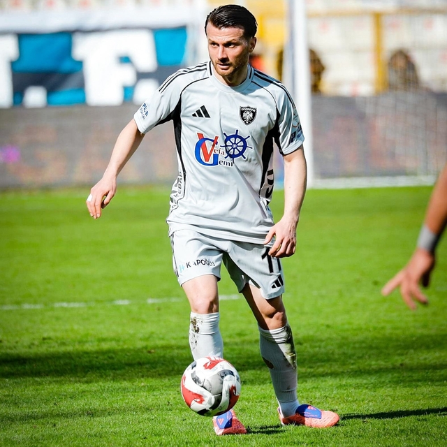 Erzurumspor FK'da Murat Cem Akpınar ile yola devam