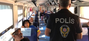 Yerköy'den geçen 'Doğu Ekspresi'nde 81 yolcu sorgulandı