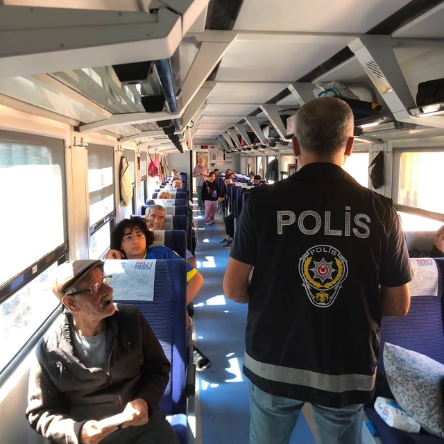 Yerköy'den geçen 'Doğu Ekspresi'nde 81 yolcu sorgulandı