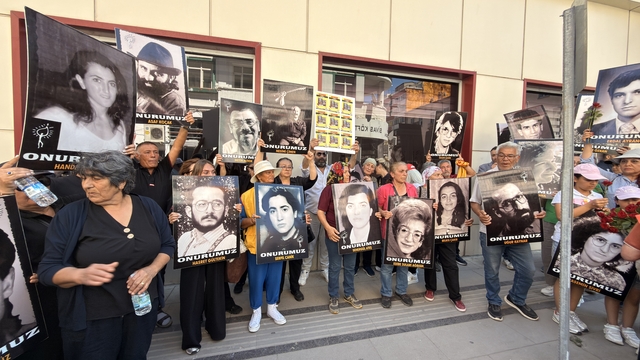Sivas Olayları'nın yıl dönümünde hayatını kaybedenler anıldı (2)