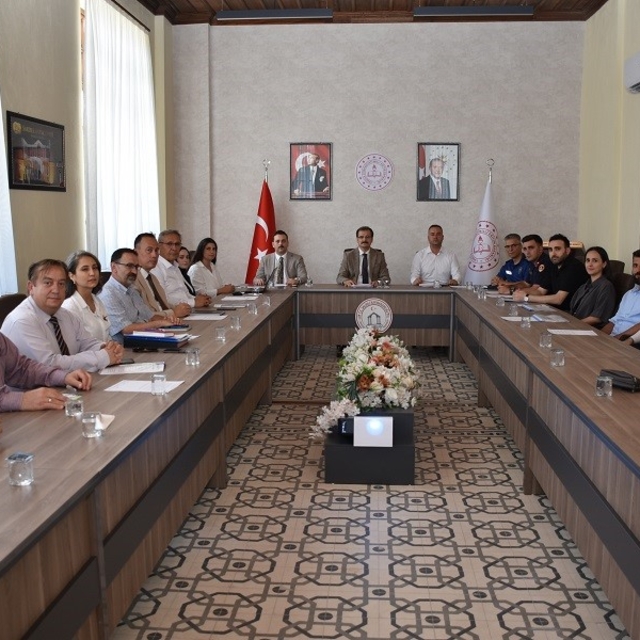 Salihli'de bağımlılıkla mücadele bir kez daha masaya yatırıldı