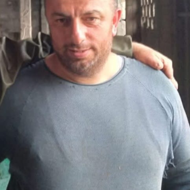 Budamaya çıktığı ağaçta akıma kapılıp öldü
