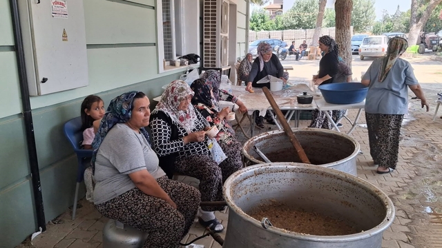 Çimentepe'de birlik ve beraberlik için kazanlar kaynadı