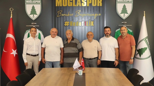 Muğlaspor'un ilk golünü atan Timur Çiçek'ten kulübe ziyaret