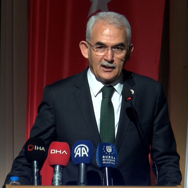 Karacabey: Sahada, yangınla mücadelede en önemli paydaşlarımız muhtarlarımı...