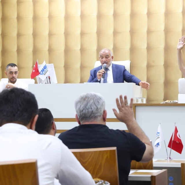 Başkan Sandıkçı: "Eser ve hizmet seferberliğimizi kararlılıkla sürdürüyoruz...