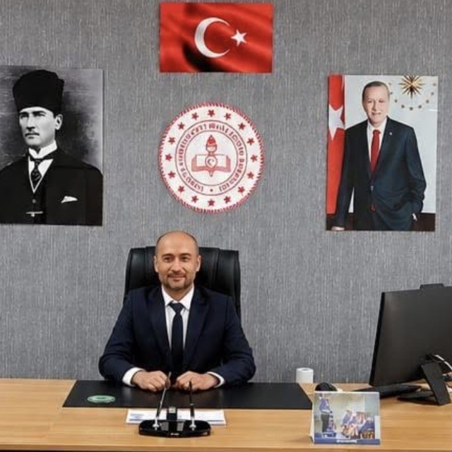 Ahmetli İlçe Milli Eğitim Müdürlüğünde görev değişimi