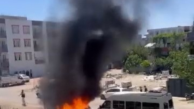 Kahta'da çöp yangını korkuttu