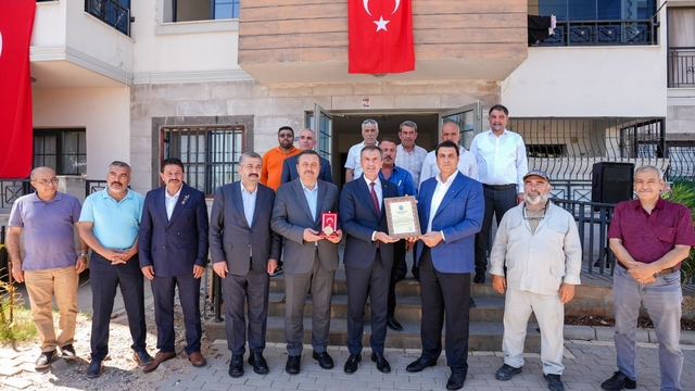 Yılmaz'dan büyük vefa
Şehit ailesi için hazırlanan ev teslim edildi