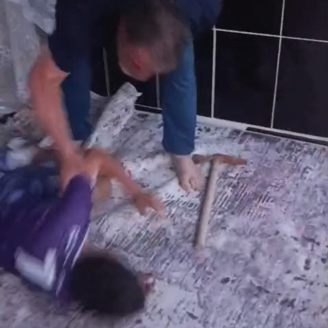 10 yaşındaki çocuğu dövdü, adli kontrolle serbest kaldı