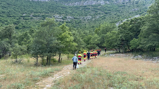 Eşiyle hayvan otlatmak için gittiği bölgede kayboldu