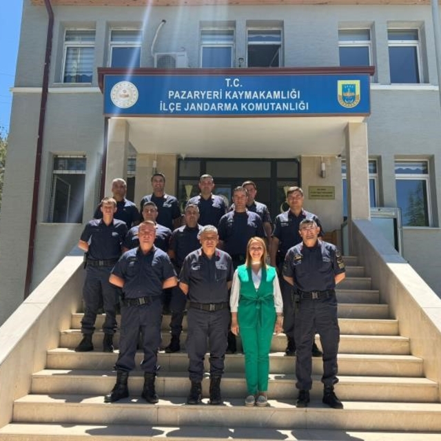 Başkan Tekin'den jandarmaya anlamlı ziyaret