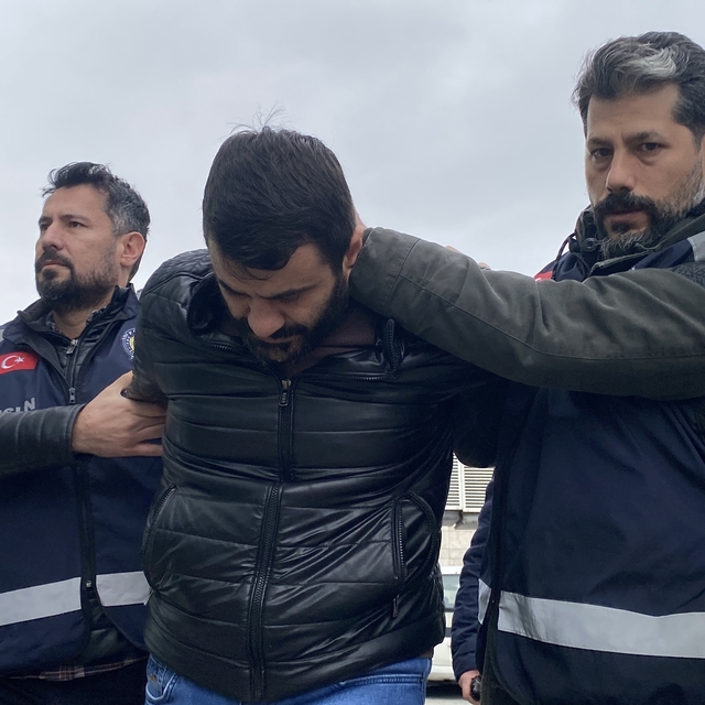 Eski eşini rahatsız ettiğini öne sürdüğü kişiyi öldüren sanığa 14 yıl hapis