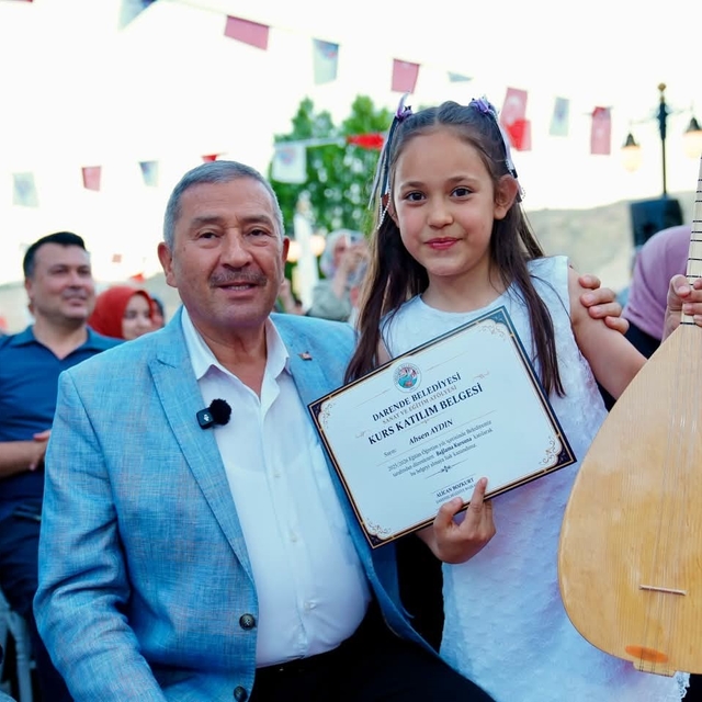 Darende Belediyesi Sanat ve Eğitim Atölyesi'nde dönem sonu heyecanı