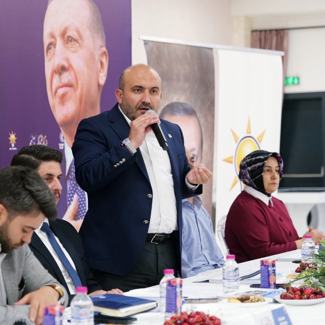 Eskişehir'de AK Parti Daraltılmış İl Danışma Meclisi Toplantısı yapıldı
AK...