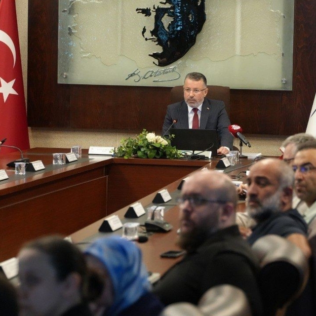 KBÜ senatosunda uluslararası başarılar ve yeni hedefler görüşüldü