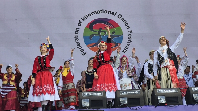 Sivrihisar'da 10. Uluslararası Nasreddin Hoca Kültür ve Sanat Festivali coşkuyla başladı
Sivrihisar Belediye Başkanı Habil Dökmeci: "Bu festival kültürdür, kardeşliktir, birliktir"
Eskişehir Valisi Dr. Erdinç Yılmaz: "Nasrettin Hoca, mizahı bir kalkan ve bir ayna olarak kullanmıştır"