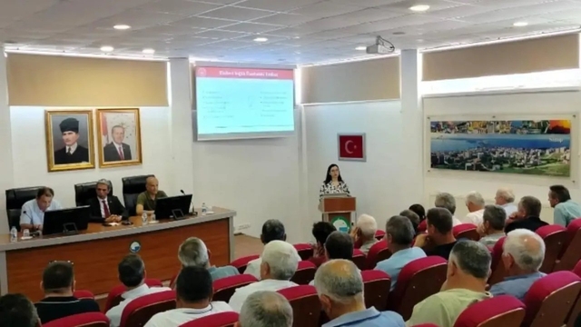 Sinop'ta muhtarlara sosyal hizmetler ve ŞÖNİM bilgilendirmesi