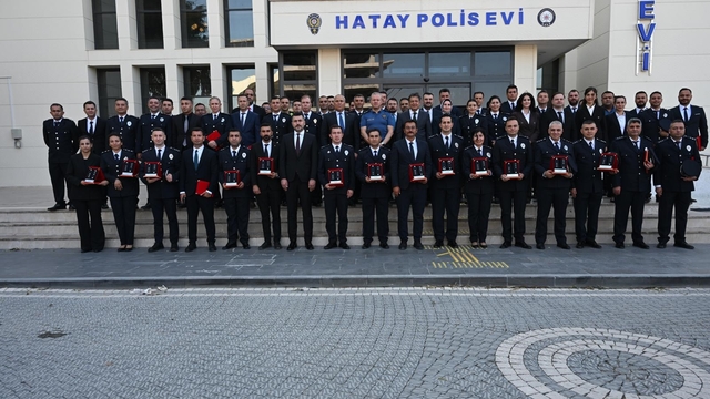 Hatay'da emniyet personeline rütbe takdim töreni düzenlendi
