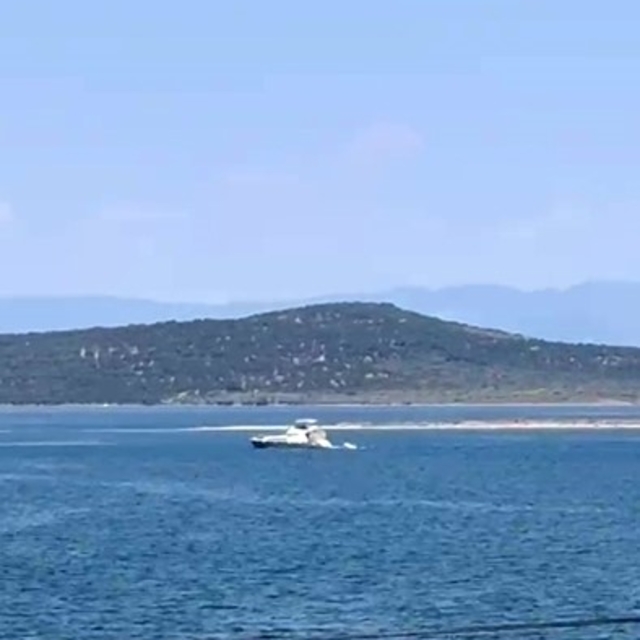 Ayvalık'ta denizde kaybolan genç için arama kurtarma çalışmaları sürüyor