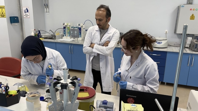 KBÜ'de biyolojik yaşı belirleyecek yerli test geliştiriliyor