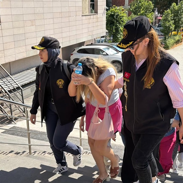 Eskişehir merkezli dolandırıcılık operasyonu; 12 gözaltı