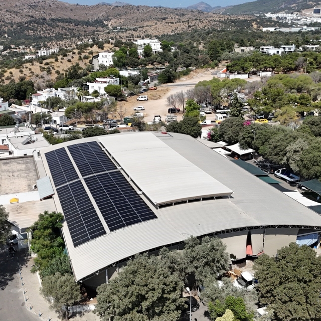 Bodrum Belediyesi, güneşten 106 bin 500 kwh temiz enerji üretti