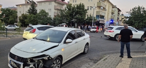 Bingöl'de trafik kazası: 2 yaralı