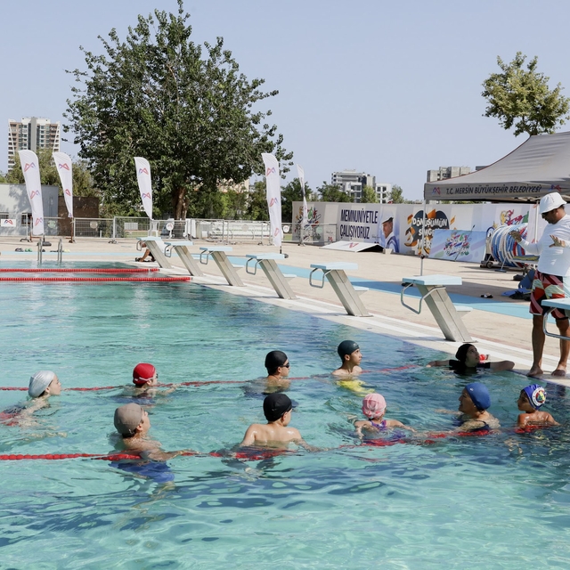 Mersin'de öğrenciler yaz tatilini dolu dolu geçirecek