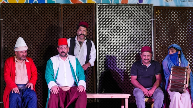 Tarsus'ta çocuklar köy şenliğinde buluştu