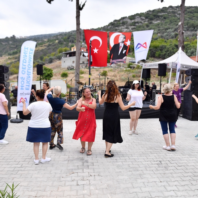 Mersin'de köy şenliği üretici kadınları buluşturdu