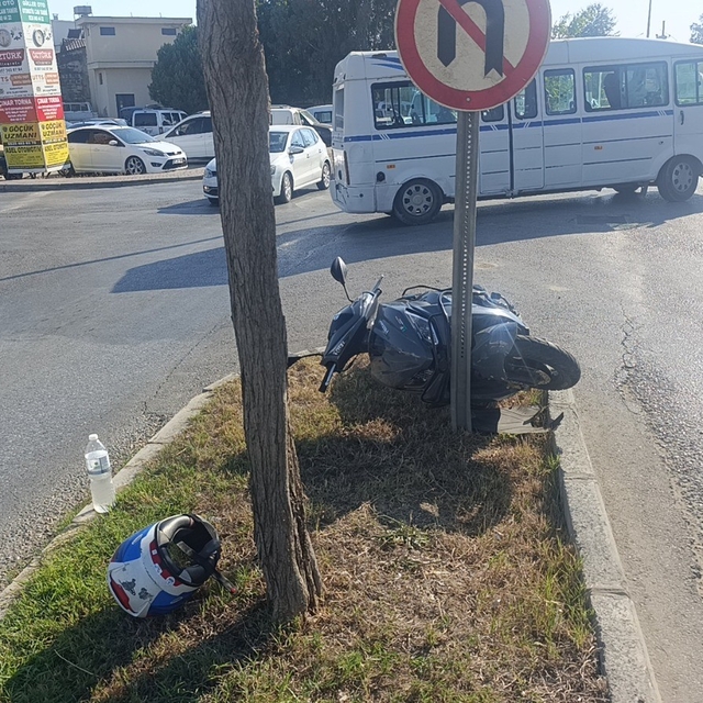 Manavgat'ta otomobil ile motosiklet çarpıştı: 1 yaralı